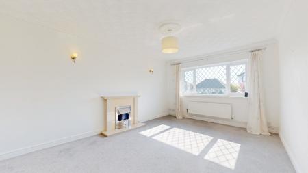 2 bedroom Ground floor maisonette for sale in Pantbach Road, Rhiwbina, Cardiff, CF14