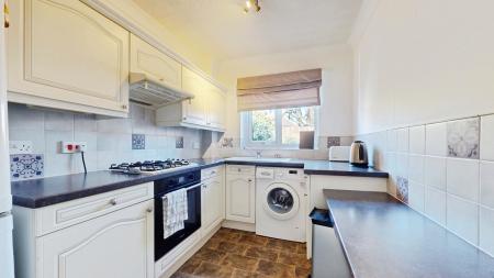 2 bedroom Ground floor maisonette for sale in Pantbach Road, Rhiwbina, Cardiff, CF14