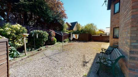 2 bedroom Ground floor maisonette for sale in Pantbach Road, Rhiwbina, Cardiff, CF14