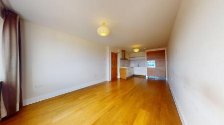 2 bedroom Flat to let in Falcon Drive, Butetown, Cardiff, CF10