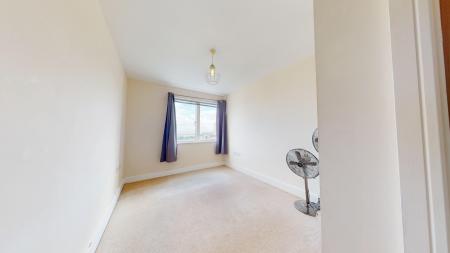 2 bedroom Flat to let in Falcon Drive, Butetown, Cardiff, CF10