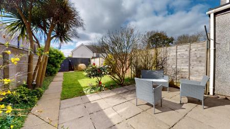 2 bedroom Semi-detached house for sale in Marshfield Road, Cardiff, CF3