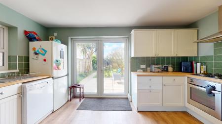 2 bedroom Semi-detached house for sale in Marshfield Road, Cardiff, CF3
