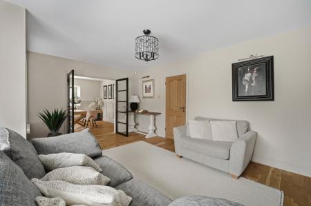 4 bedroom Detached house for sale in Groves Road, Newport, NP20