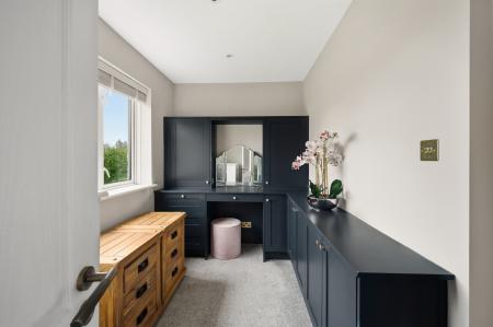4 bedroom Detached house for sale in Groves Road, Newport, NP20