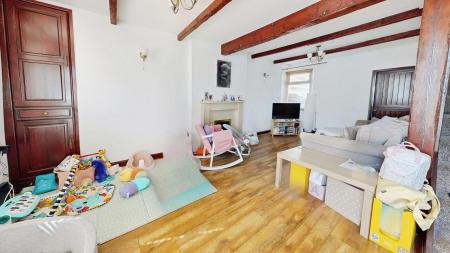 3 bedroom Semi-detached house to let in Newbridge Road, Pontyclun, CF72