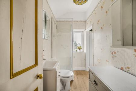 4 bedroom Detached house for sale in Heol Hir, Llanishen, Cardiff, CF14