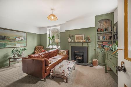 4 bedroom Detached house for sale in Heol Hir, Llanishen, Cardiff, CF14