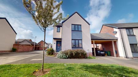 3 bedroom Detached house to let in Rhodfa Ieuan, Cardiff, Capel Llanilltern, CF5