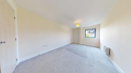 2 bedroom Flat to let in Pantbach Road, Rhiwbina, Cardiff, CF14
