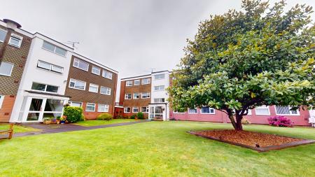 2 bedroom Flat to let in Clos Treoda, Whitchurch, Cardiff, CF14