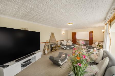 4 bedroom Detached house for sale in Catherine Drive, Cardiff, CF3