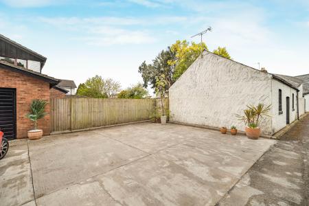 4 bedroom Detached house for sale in Catherine Drive, Cardiff, CF3