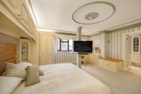 4 bedroom Detached house for sale in Catherine Drive, Cardiff, CF3