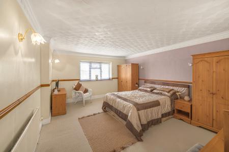 4 bedroom Detached house for sale in Catherine Drive, Cardiff, CF3