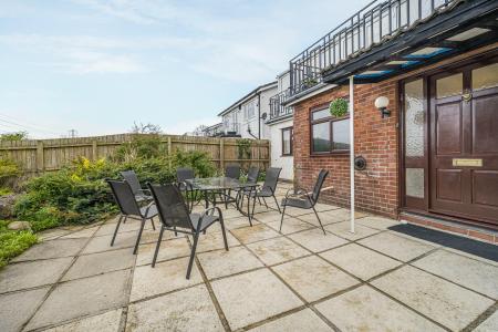 4 bedroom Detached house for sale in Catherine Drive, Cardiff, CF3