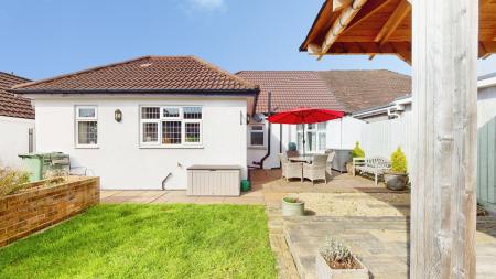 2 bedroom Semi-detached bungalow for sale in Tyn y Parc Road, Rhiwbina, Cardiff, CF14