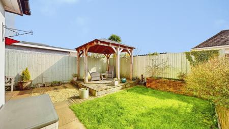 2 bedroom Semi-detached bungalow for sale in Tyn y Parc Road, Rhiwbina, Cardiff, CF14