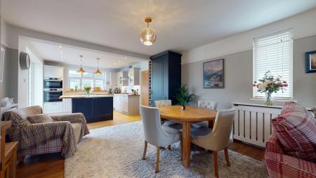 2 bedroom Semi-detached bungalow for sale in Tyn y Parc Road, Rhiwbina, Cardiff, CF14