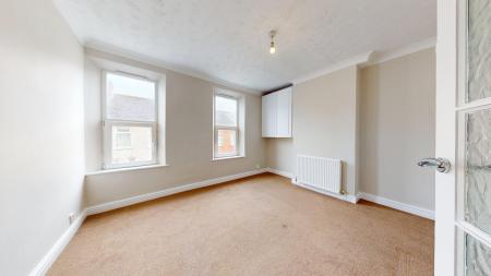 2 bedroom Terraced House to let in Bell Street, Barry, CF62