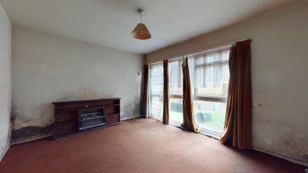 2 bedroom Flat for sale in Clos Hendre, Rhiwbina, Cardiff, CF14