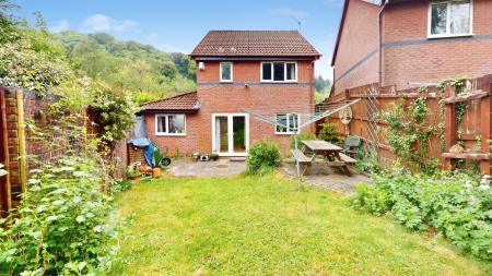 3 bedroom Detached house for sale in Maes Y Draenog, Cardiff, CF15
