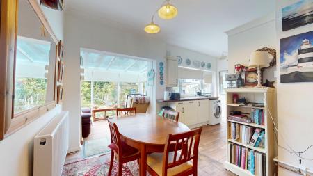 2 bedroom Semi-detached bungalow for sale in Rhos Llan, Rhiwbina, Cardiff, CF14