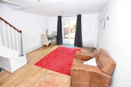 2 bedroom Terraced House to let in Bryn Dewi Sant, Miskin, CF72