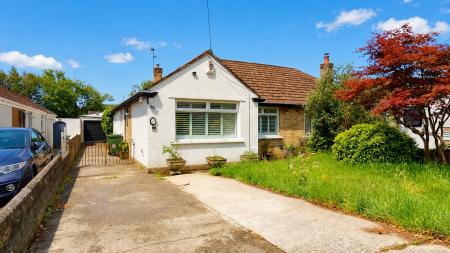 2 bedroom Semi-detached bungalow for sale in Heol Llanishen Fach, Rhiwbina, Cardiff, CF14