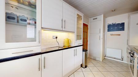 2 bedroom Semi-detached bungalow for sale in Heol Llanishen Fach, Rhiwbina, Cardiff, CF14