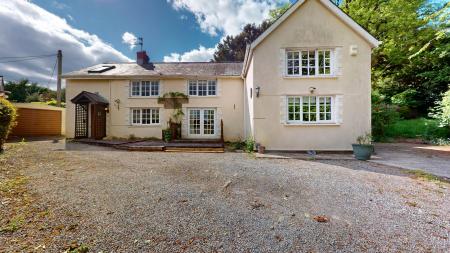5 bedroom Detached house for sale in St Mellons Road, Lisvane, Cardiff, CF14