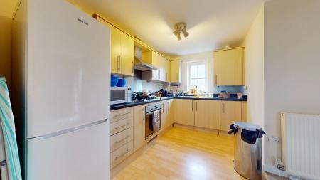 2 bedroom Flat to let in Threipland Drive, Regents Place, Heath, Cardiff, CF14