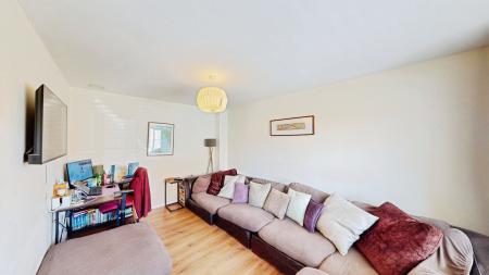 3 bedroom Semi-detached house to let in Stryd Silurian, Llanharry, CF72