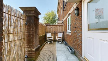 3 bedroom Terraced House for sale in Heol Dewi Sant, Cardiff, CF14