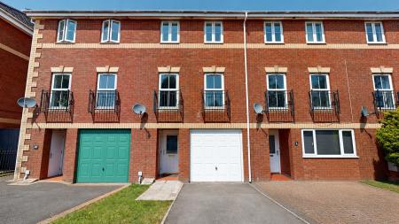 3 bedroom Terraced House for sale in Heol Dewi Sant, Heath, Cardiff, CF14