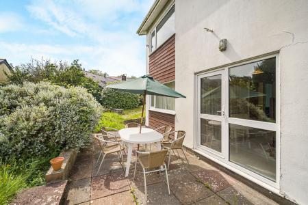 4 bedroom Detached house for sale in Cowbridge Road, Cardiff, CF5