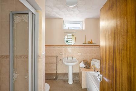 4 bedroom Detached house for sale in Cowbridge Road, Cardiff, CF5