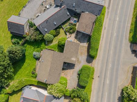 4 bedroom Detached house for sale in Cowbridge Road, Cardiff, CF5