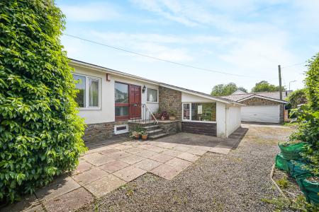 4 bedroom Detached house for sale in Cowbridge Road, Cardiff, CF5