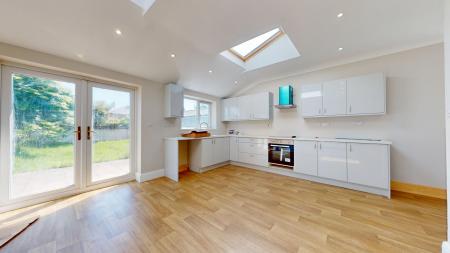 3 bedroom Semi-detached house to let in Pum Erw Road, Cardiff, Heath, CF14