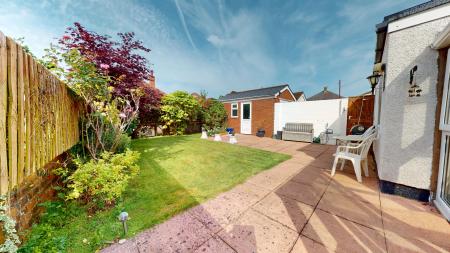 2 bedroom Bungalow to let in Heol Cattwg, Whitchurch, Cardiff, CF14