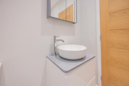 4 bedroom Detached house to let in Gernant, Rhiwbina, Cardiff, CF14