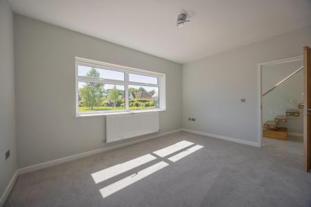 4 bedroom Detached house to let in Gernant, Rhiwbina, Cardiff, CF14