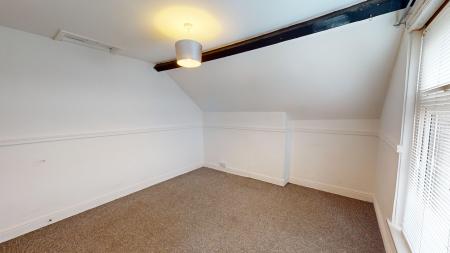 3 bedroom Flat to let in Woodlands Road, Barry, CF62