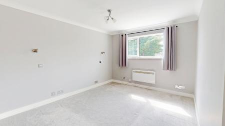 2 bedroom Flat to let in Curlew Close, Whitchurch, Cardiff, CF14