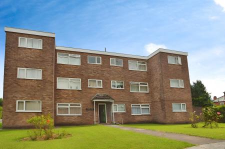 2 bedroom Flat to let in Curlew Close, Whitchurch, Cardiff, CF14
