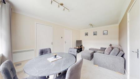 2 bedroom Flat to let in Curlew Close, Whitchurch, Cardiff, CF14
