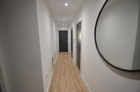 2 bedroom Flat to let in Trade Street, Cardiff, CF10