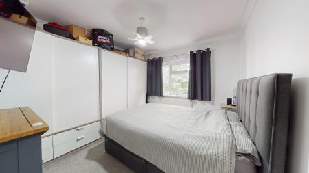 2 bedroom Flat for sale in Farmleigh, Cardiff, CF3