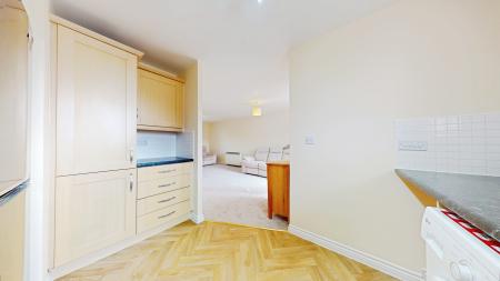 2 bedroom Flat for sale in Watkins Square, Llanishen, Cardiff, CF14